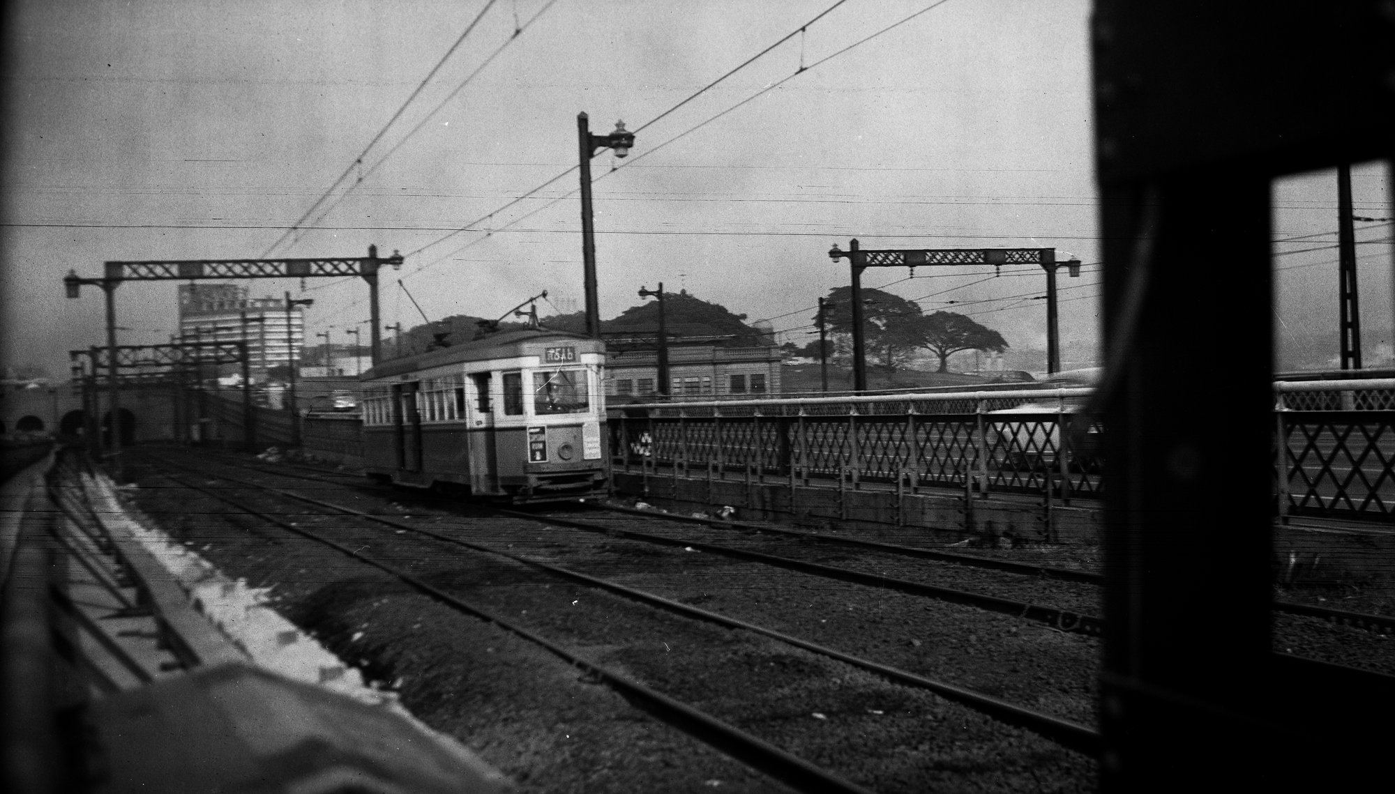 NSWGT, R Class Tram, Sydney Harbour Bridge, enroute to The Spit, [1940s ...