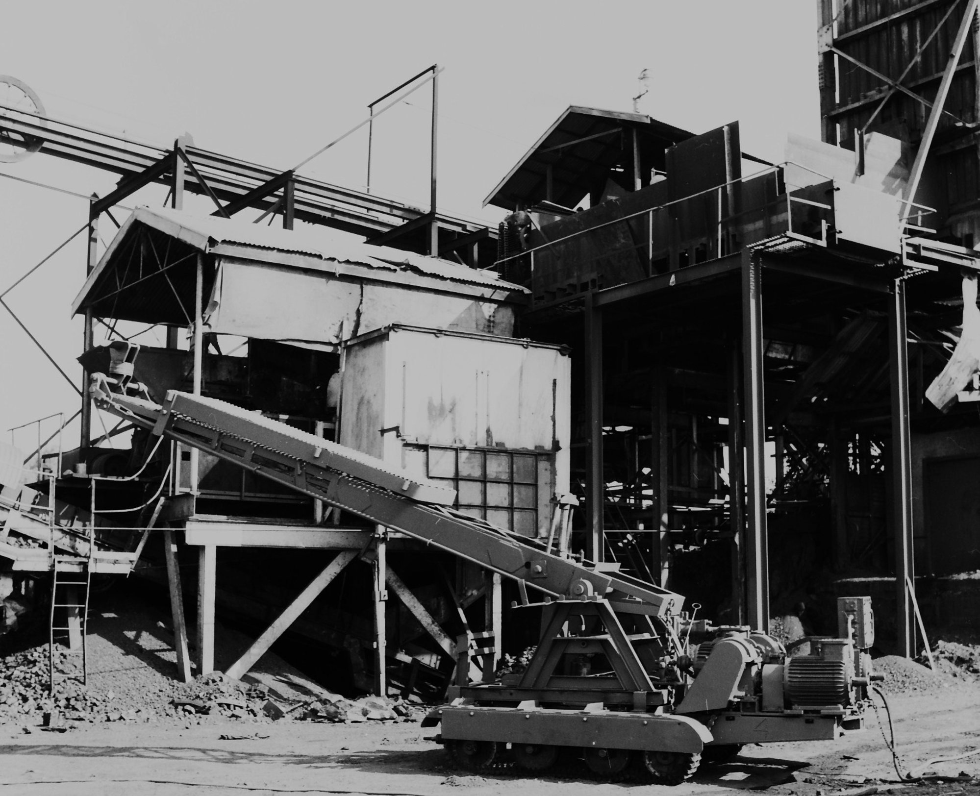 Pit top, Timbering Machine at Northern (Rhondda) Colliery (mid 1960s ...