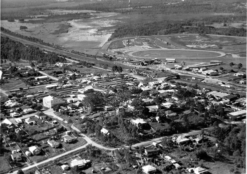 Aerial view of Wyong, looking northeast across the Racecourse, [1912 ...