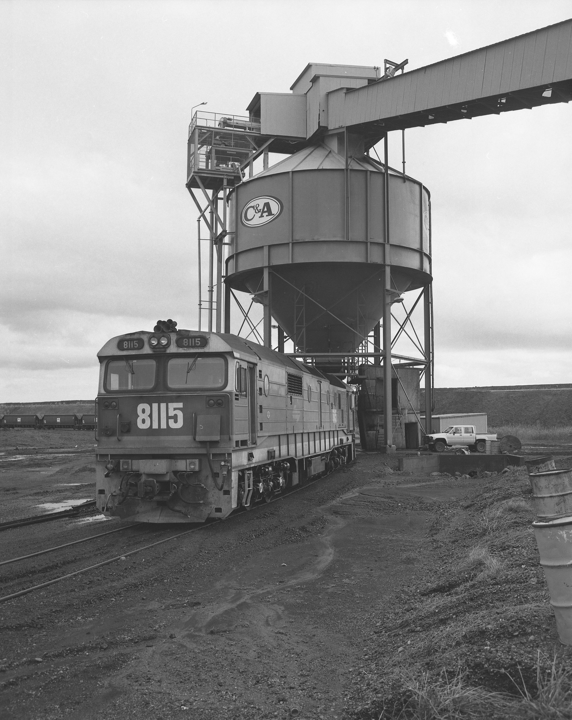 8115 + 8107, last train on Hexham Balloon Loop passing under bin, 26 ...