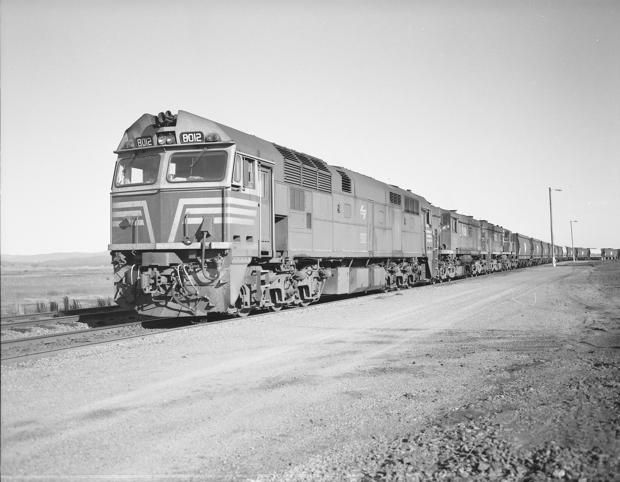 8012 + 2 x 45 class, Hexham Balloon Loop, Hexham, NSW, 22 May 1988 ...
