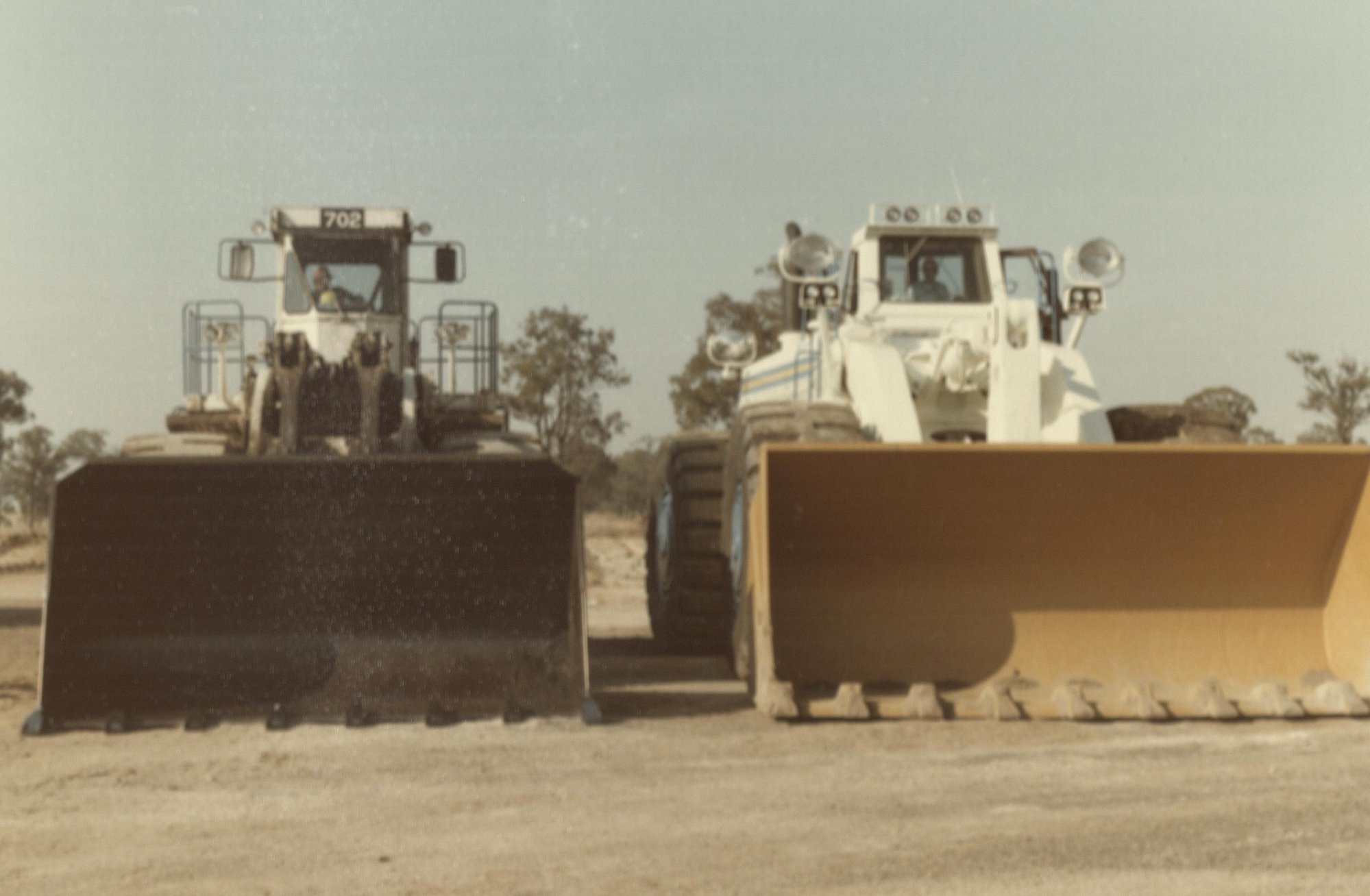 The International 580 Loader Saga | Living Histories