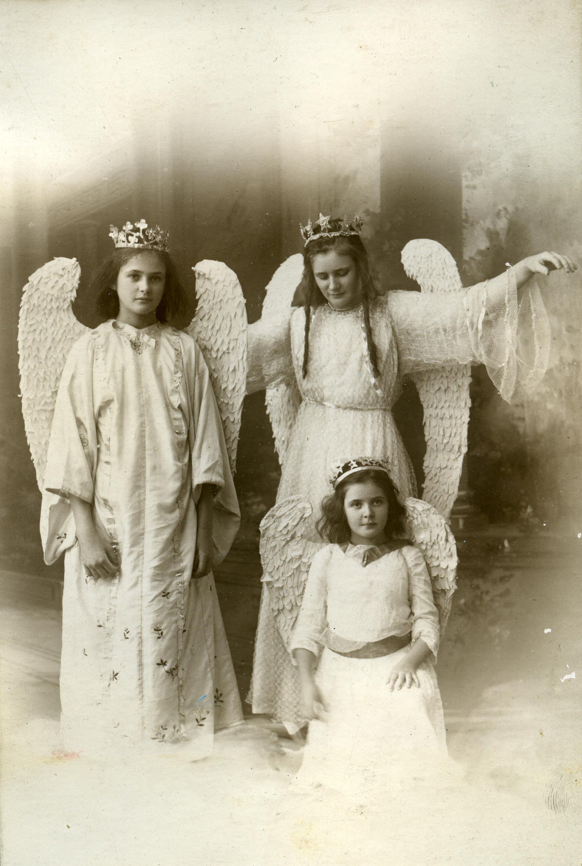 Angels | Living Histories