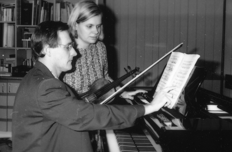 Professor Robert Constable performs with Ms. Elizabeth Holowell ...
