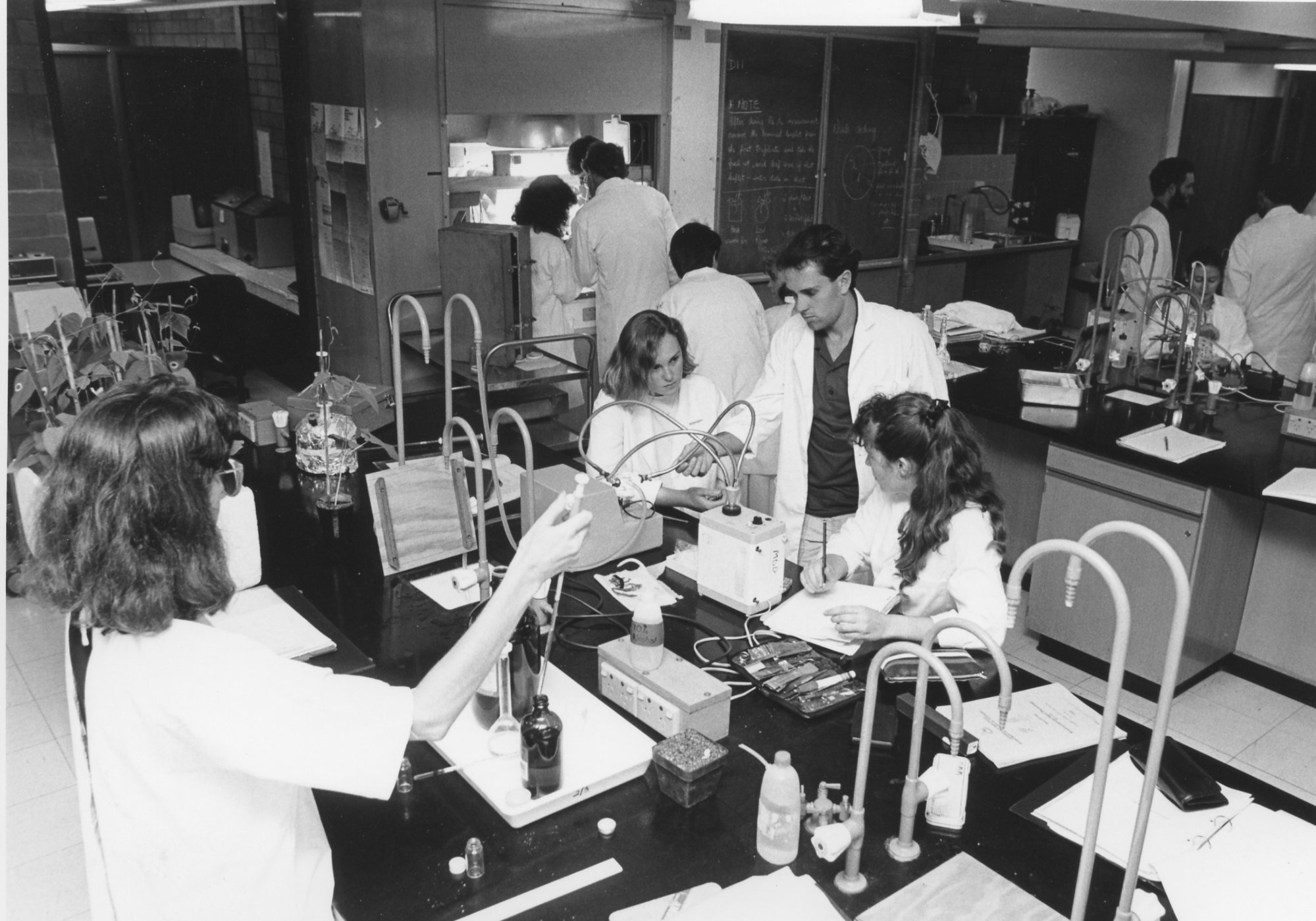 Biological Sciences, the University of Newcastle, Australia | Living ...