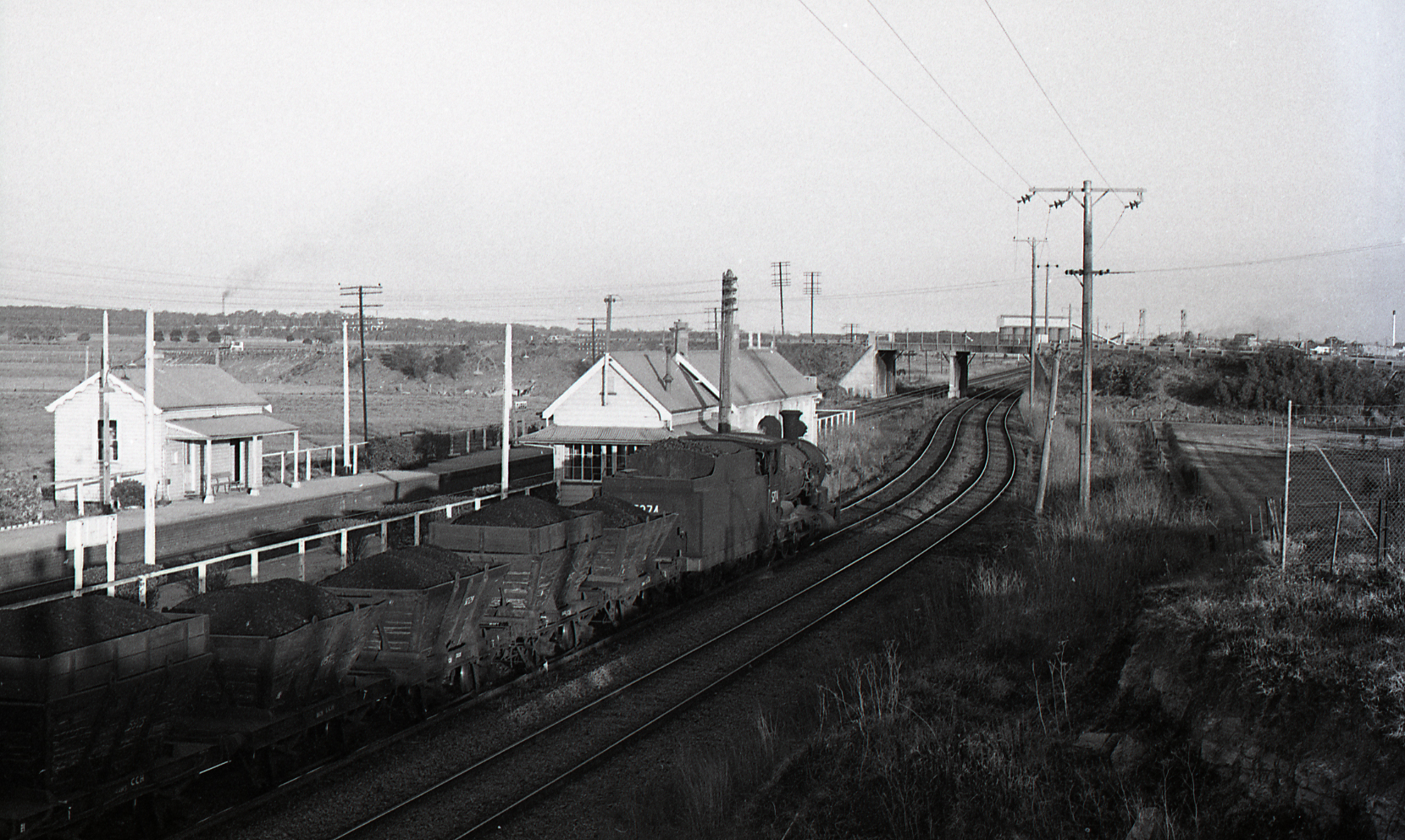 Locomotive 5274 on 'Up Bloomfield Coal train' at Tarro, NSW, 23 August ...