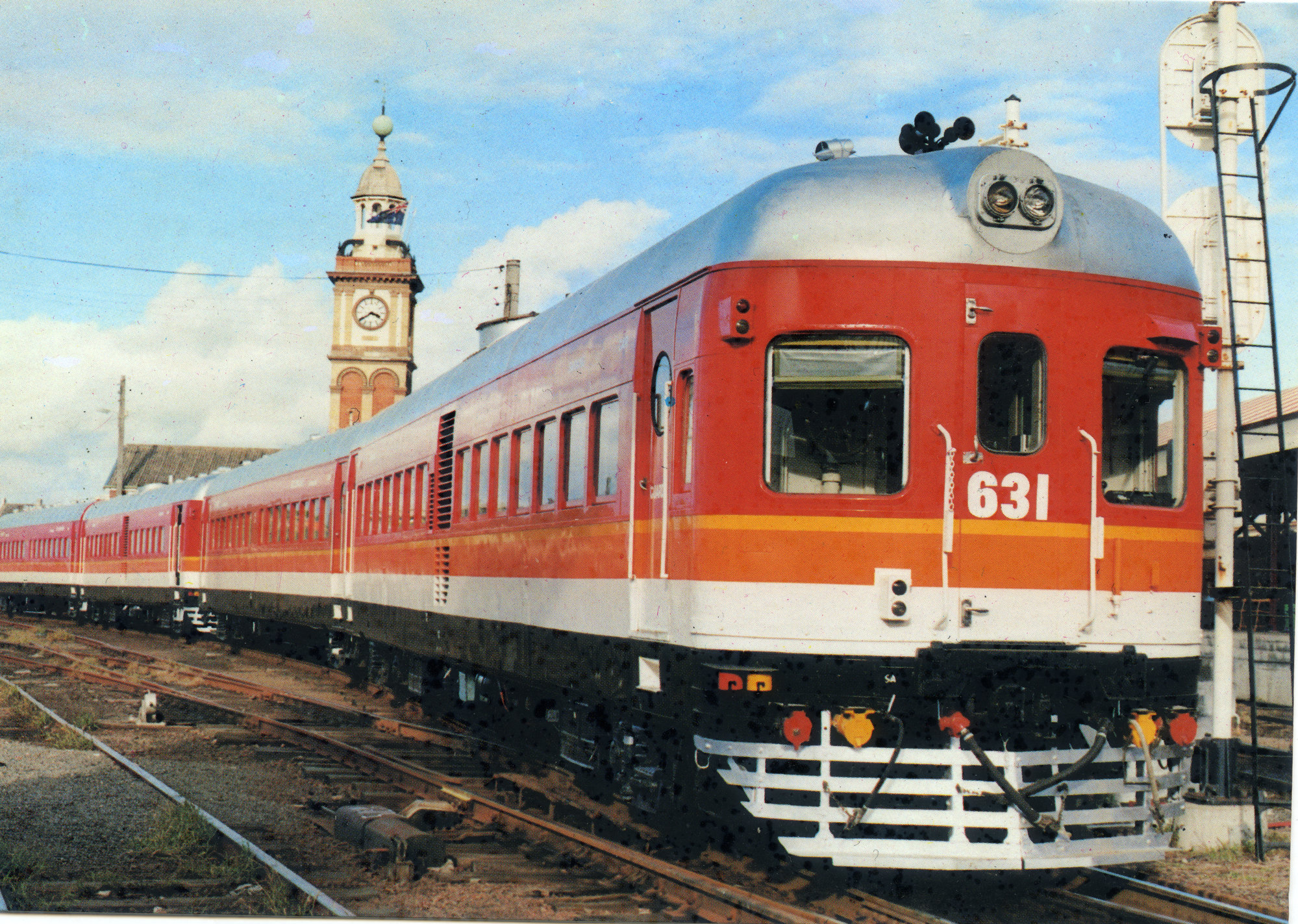 631 (620 Class) Railcars at Newcastle, NSW | Living Histories