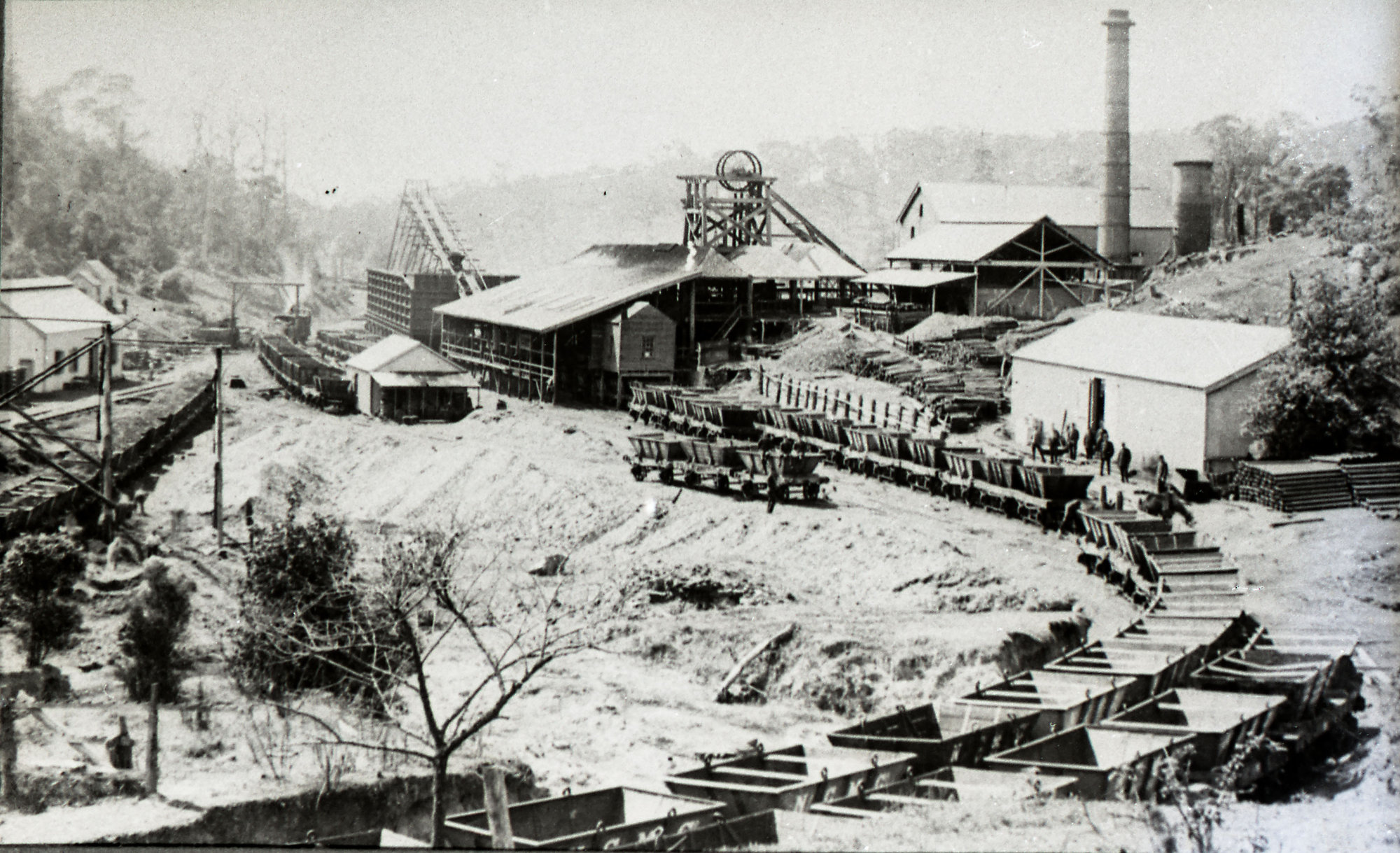 Colliery, photograph by Ralph Snowball, 1897-1906 | Living Histories