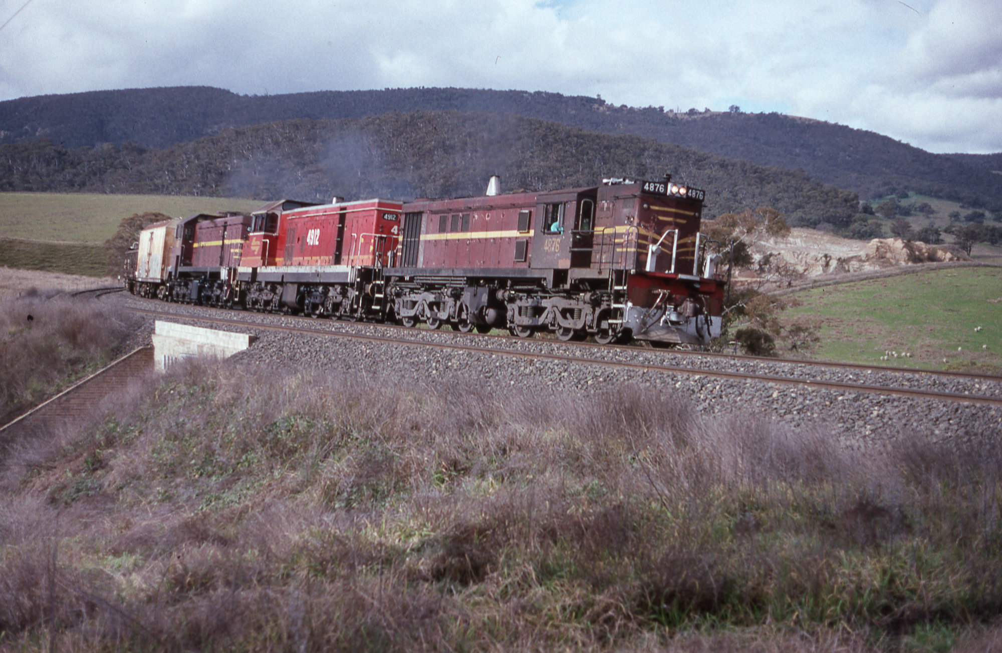 4876, 4912 and 49 Class, fuel train, Marrangaroo, NSW, 12 August 1989 ...
