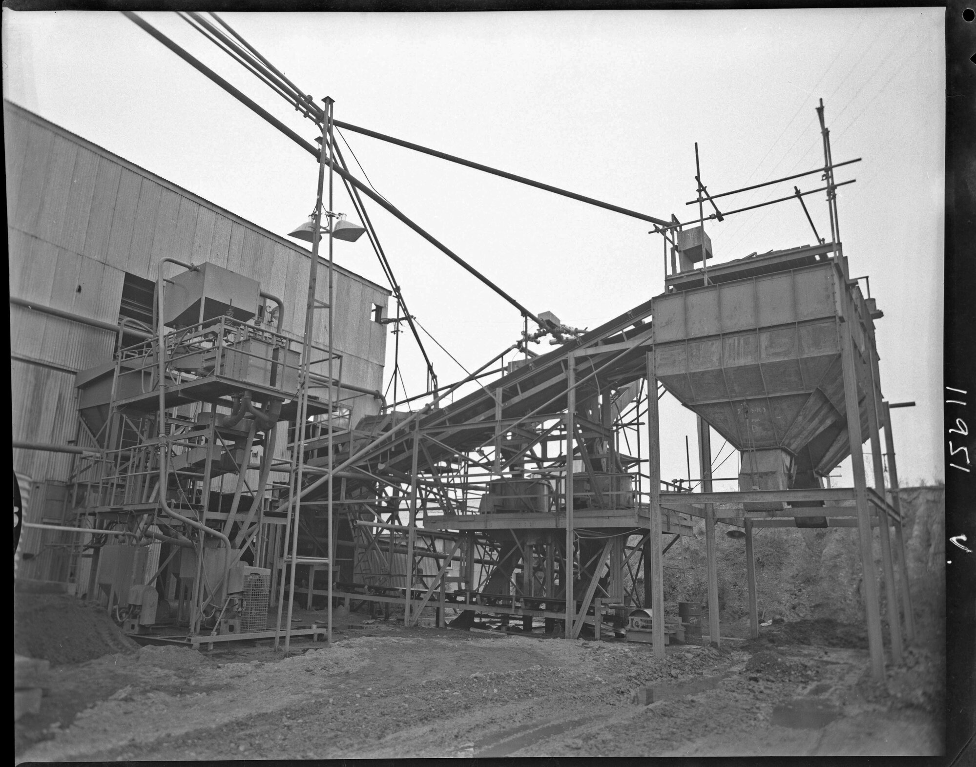 Colliery building and equipment, NSW, 1958 | Living Histories