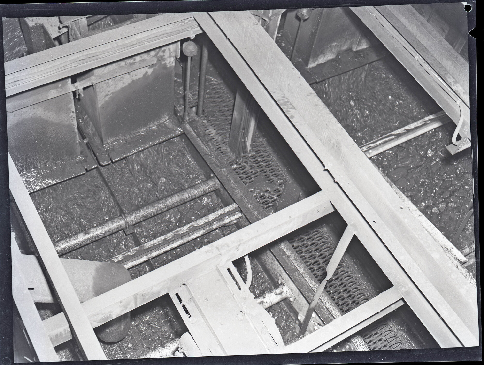 Aberdare Colliery, coal loading plant drainage, NSW, 1958 | Living ...