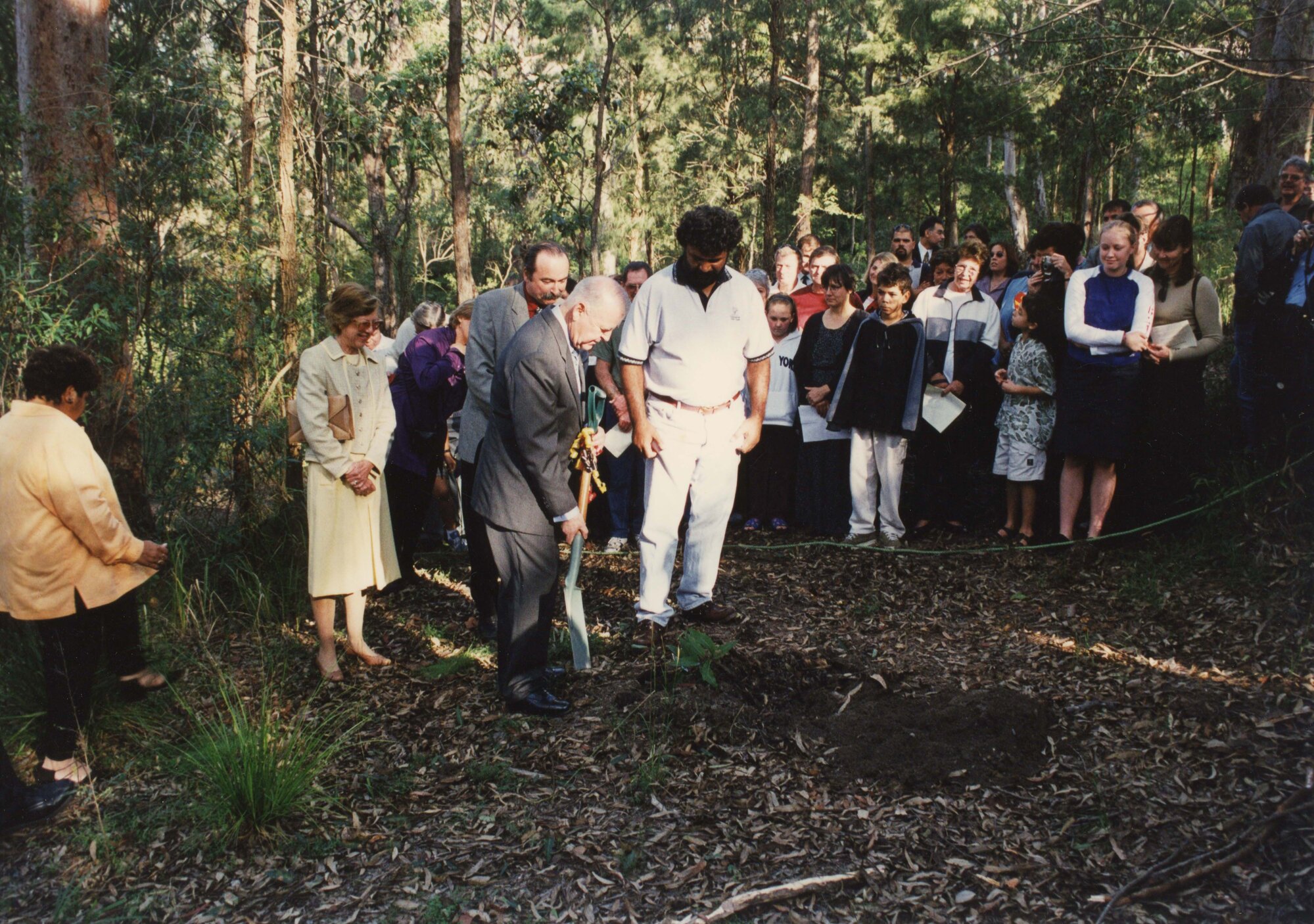 Tree planting Yallarwah Place Currawong Project | Living Histories