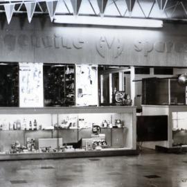 Fren's Marble Bar, Kurri Kurri, photo of photo taken February 1986