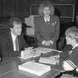 Professor Neil Rees and Ms. Julie Swain with school students, the University of Newcastle, Australia - 1992