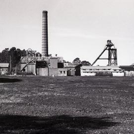 Complex from the west, Stanford Main No 2 Colliery, NSW, August 1981