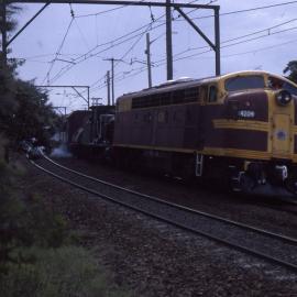 4204 and 3026, tour train, Springwood, NSW, 8 April 1985