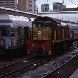 7304 and Interurban train, Central Station, Sydney, 9 April 1988