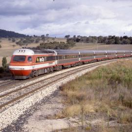 "Central West XPT", Locksley, NSW, 4 March 1989