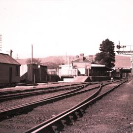 VR, Woodend Railway Station, Victoria, [1930s]