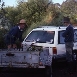 Norm George and Michael Pope loading for planting bee, Shortland Wetlands, NSW, Autumn 1989