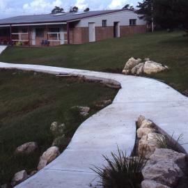 Amenities block path, Shortland Wetlands, NSW, 28 April 1990