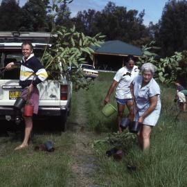 Peter Vaughan, Chris Harvey and Angela Speering, outdoor classroom, Shortland Wetlands, NSW, April 1992
