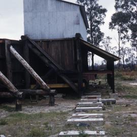 Storage bins - feeder units and conveyor foundations, Abermain No. 1 Colliery stowage, February 1957