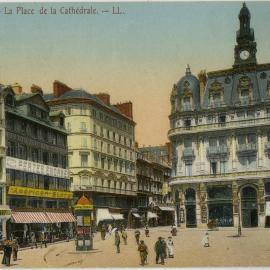 Rouen - La Place de la Cathedrale