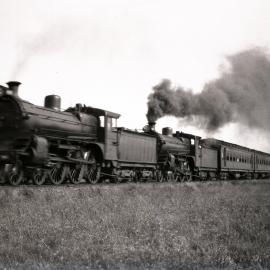 VR, Double-headed A2 Classes, passenger service, Manor, [1930s]