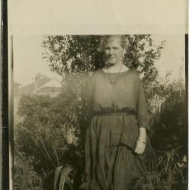 Portrait of unidentified woman