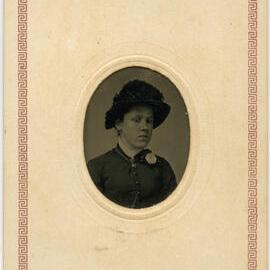 Carte de visite of an unidentified woman