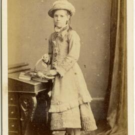 Carte de visit of an unidentified girl.