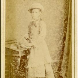 Carte de visite of an unidentified woman.