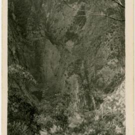 Photo of unknown rocky gorge
