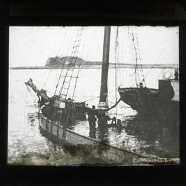 "Bell Flower" refloated, Newcastle, NSW, 9 July 1904 