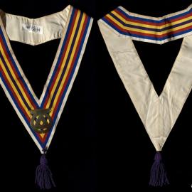 M.U.I.O.O.F, striped collar with gold symbol