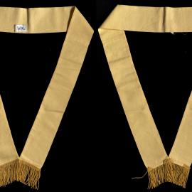 Yellow sash, with C.R. on blue maple leaf