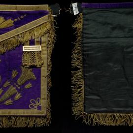 Apron, Manchester Unity of the Independent Order of Oddfellows, Past Grand Master