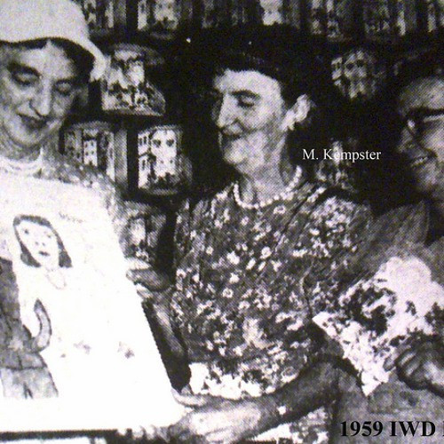 Interview summary: Pearl Hickey on the Newcastle Women's Movements, 22 August 1987