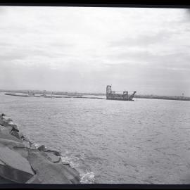 Haunstrop Pomeroy, dredging,Newcastle Harbour and Stockton foreshore, 1963