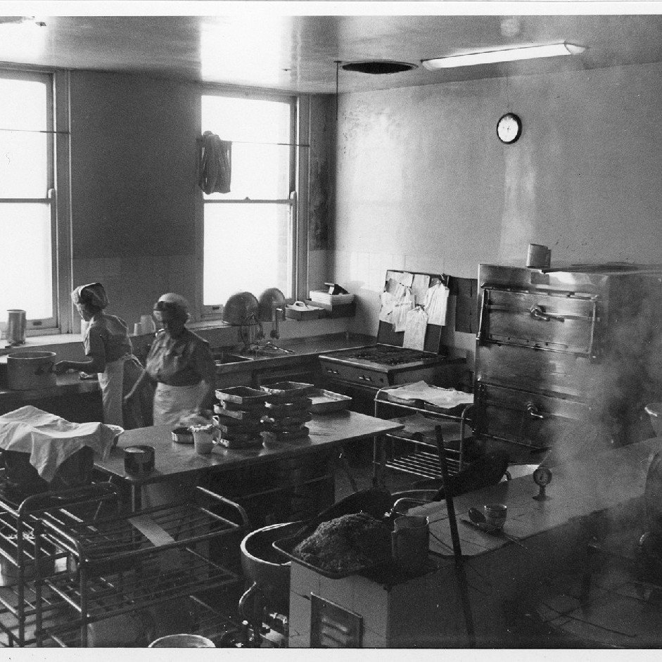 Nurses in hospital kitchen, Royal Newcastle Hospital, Dietary Department, 1960s