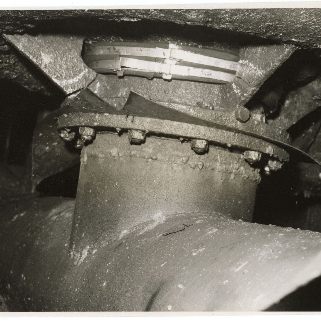 State Dockyard Floating Dock- Broken Casing on No. 3A Pump in Number 28 Tank