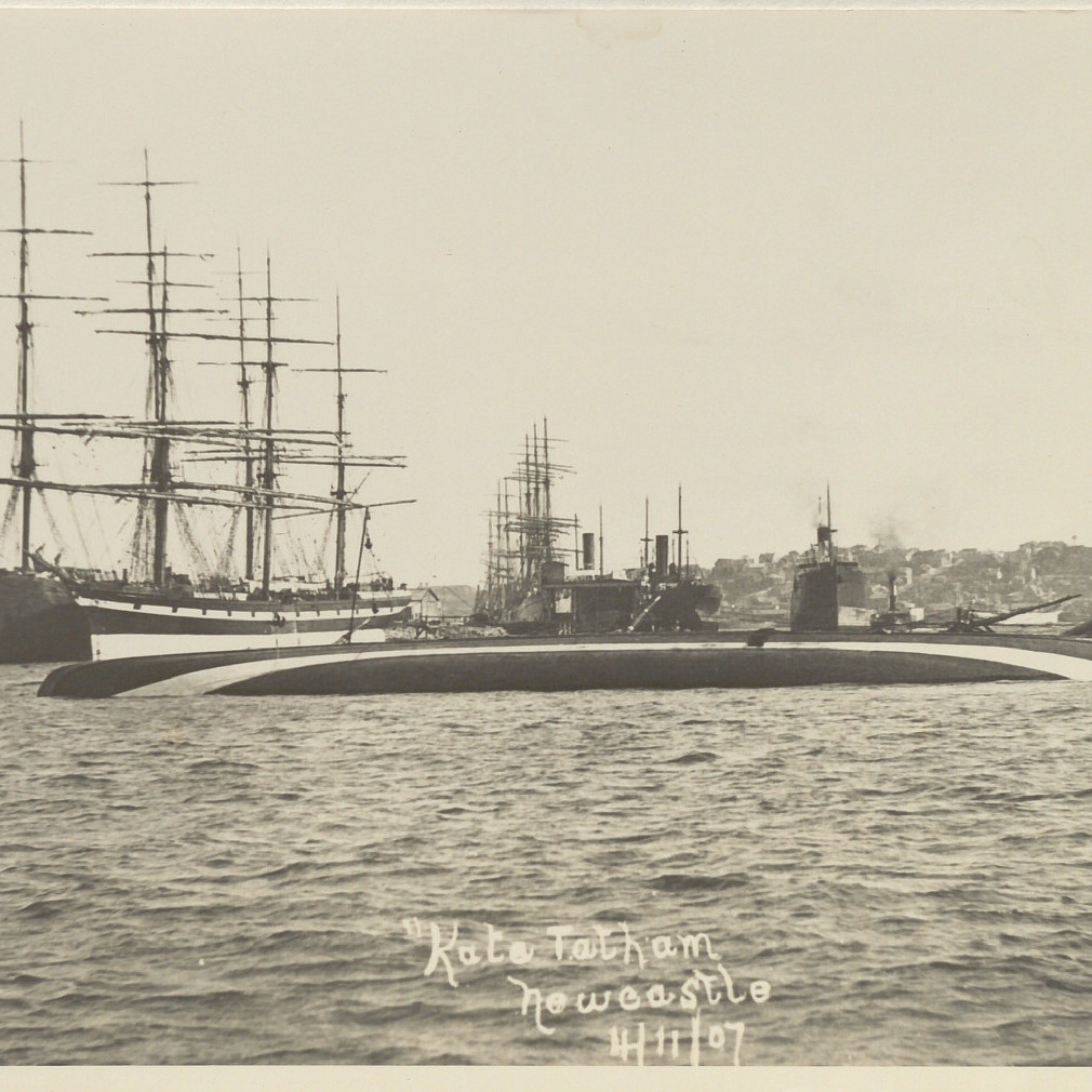 'Kate Tatham' Capsized in Newcastle Harbour- 4th November 1907