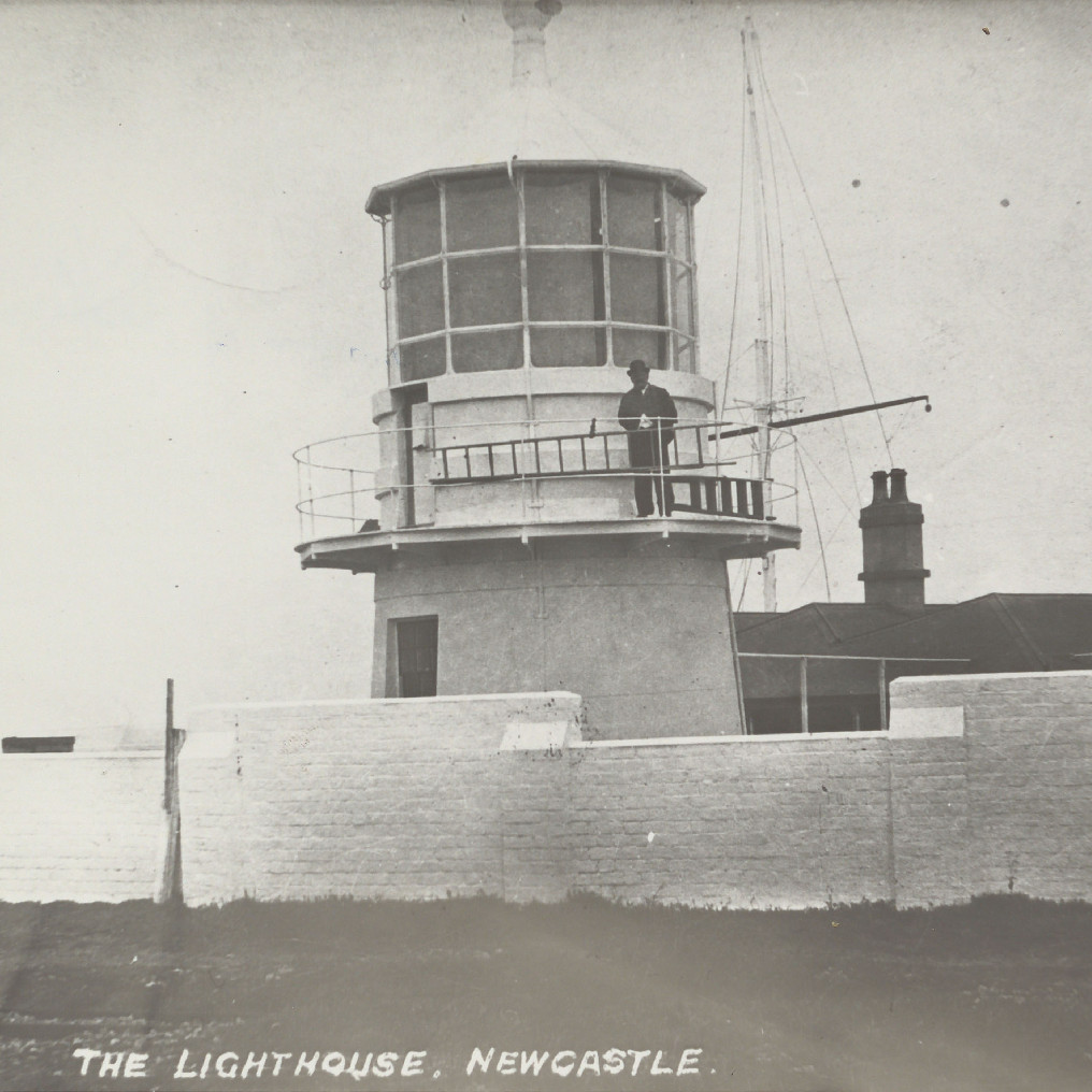 Newcastle Lighthouse with Keeper