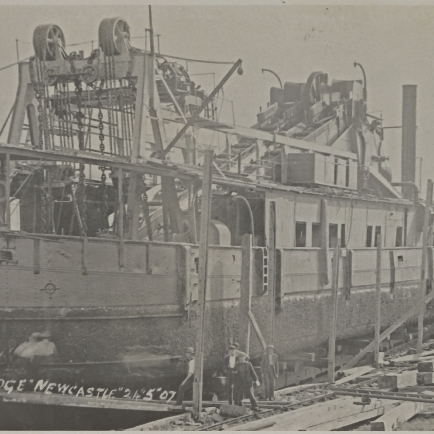 "Dredge" patent slip - Stockton, NSW