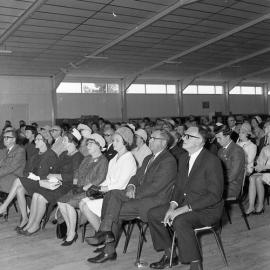 Osti clothing factory at Kurri - official guests