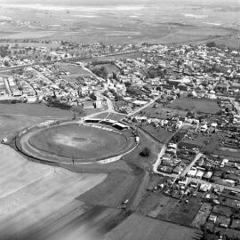 Aerial view, Wentworth swamps, Maitland, NSW, 1973