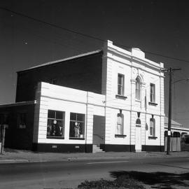 Side view of building in Campbell Street, [opposite St Andrew’s Church], Singleton, NSW
