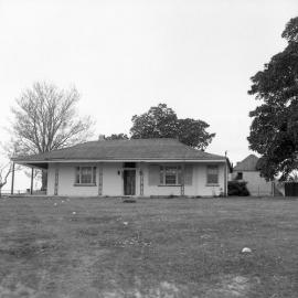Oldhome built by police magistrate Captain Edward Denny Day, later owned by Bensons, Maitland NSW, 1977