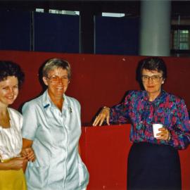 Deidre Anderson with unidentified hospital staff, Royal Newcastle Hospital, Newcastle, NSW